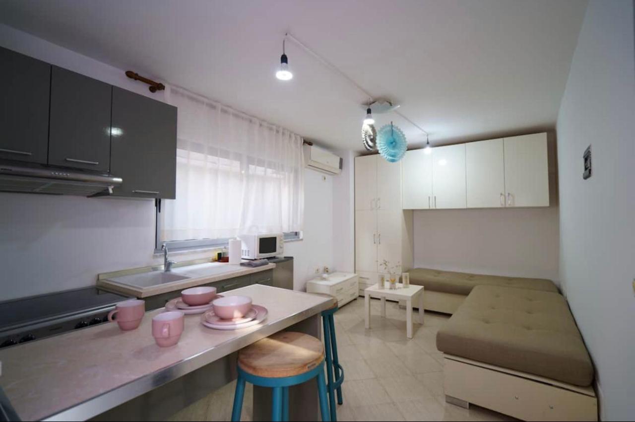 Brilant Studio Apartment City Center Tirana Buitenkant foto